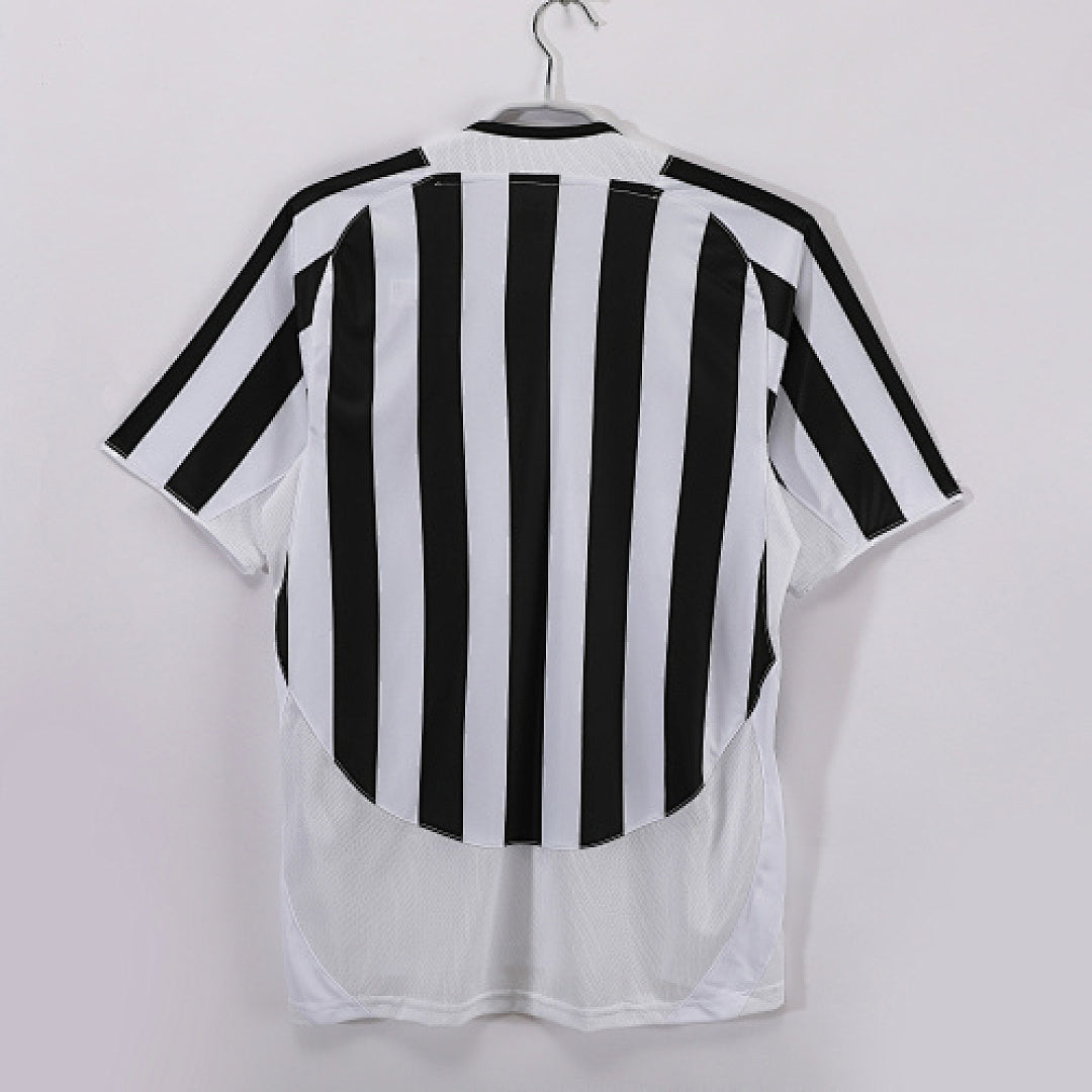 Juventus 2003/04 Home Retro Jersey - Back