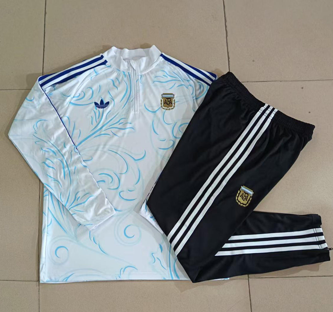 Argentina 2026/27 Half-Zip Kids Winter Training Set - White/Light Blue Graphic - clean full set view