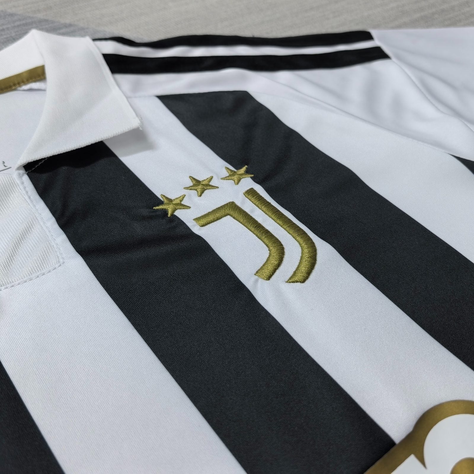 Juventus Home Jersey 2026/27 - Detail