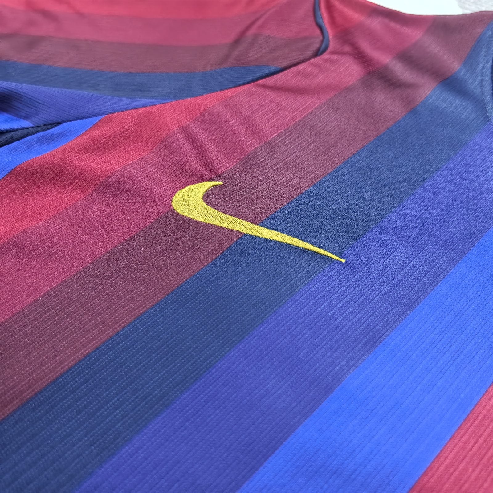 Barcelona Home Jersey 2026/27 - Detail