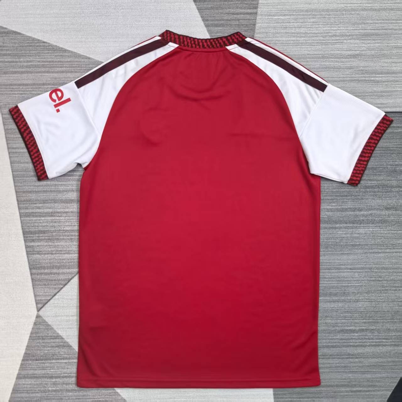 Arsenal Home Jersey 2026/27 - Detail