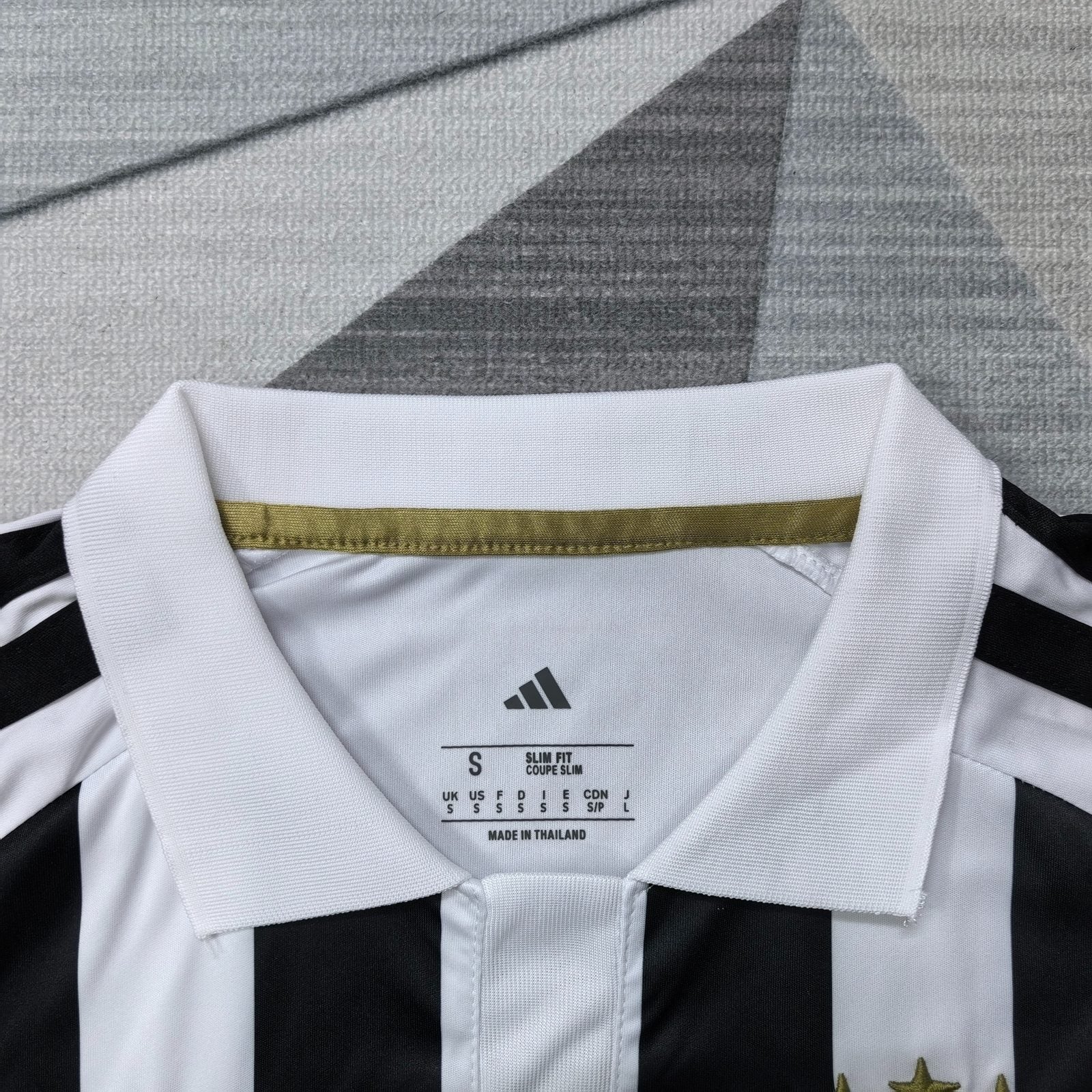 Juventus Home Jersey 2026/27 - Detail
