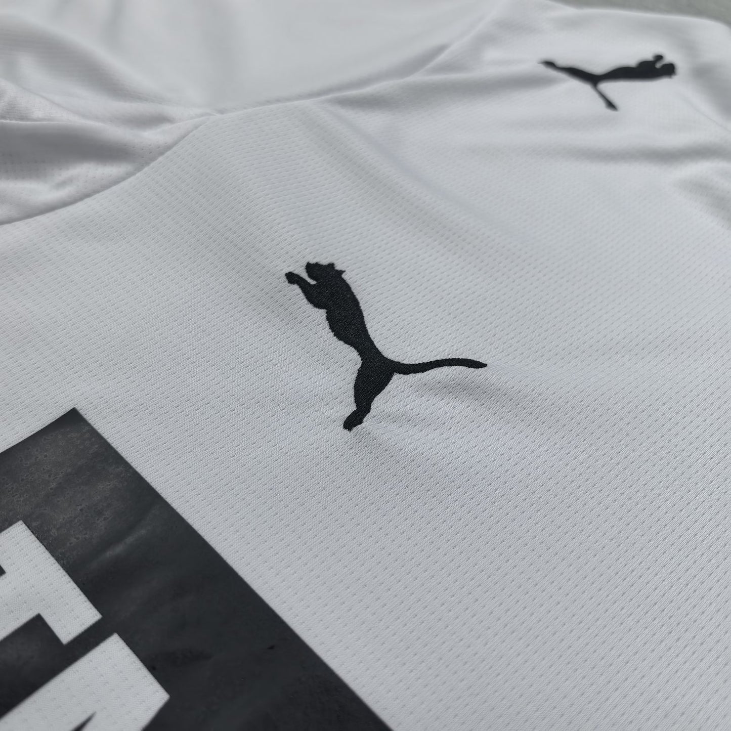 Valencia Home Jersey 2026/27 - Detail
