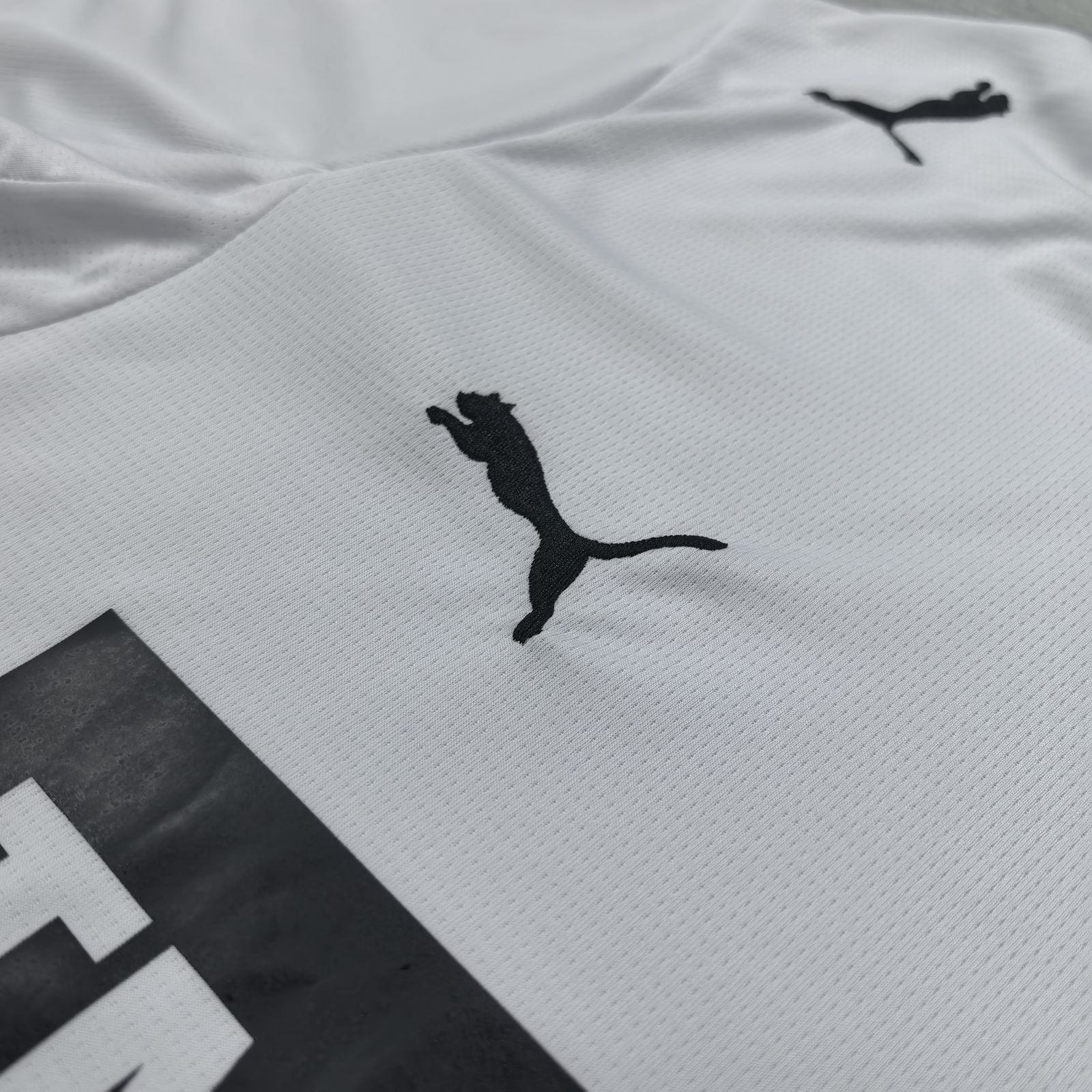 Valencia Home Jersey 2026/27 - Detail