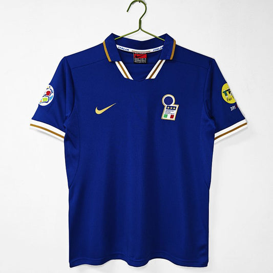 Italy Home Jersey 1996 (Retro) - Front
