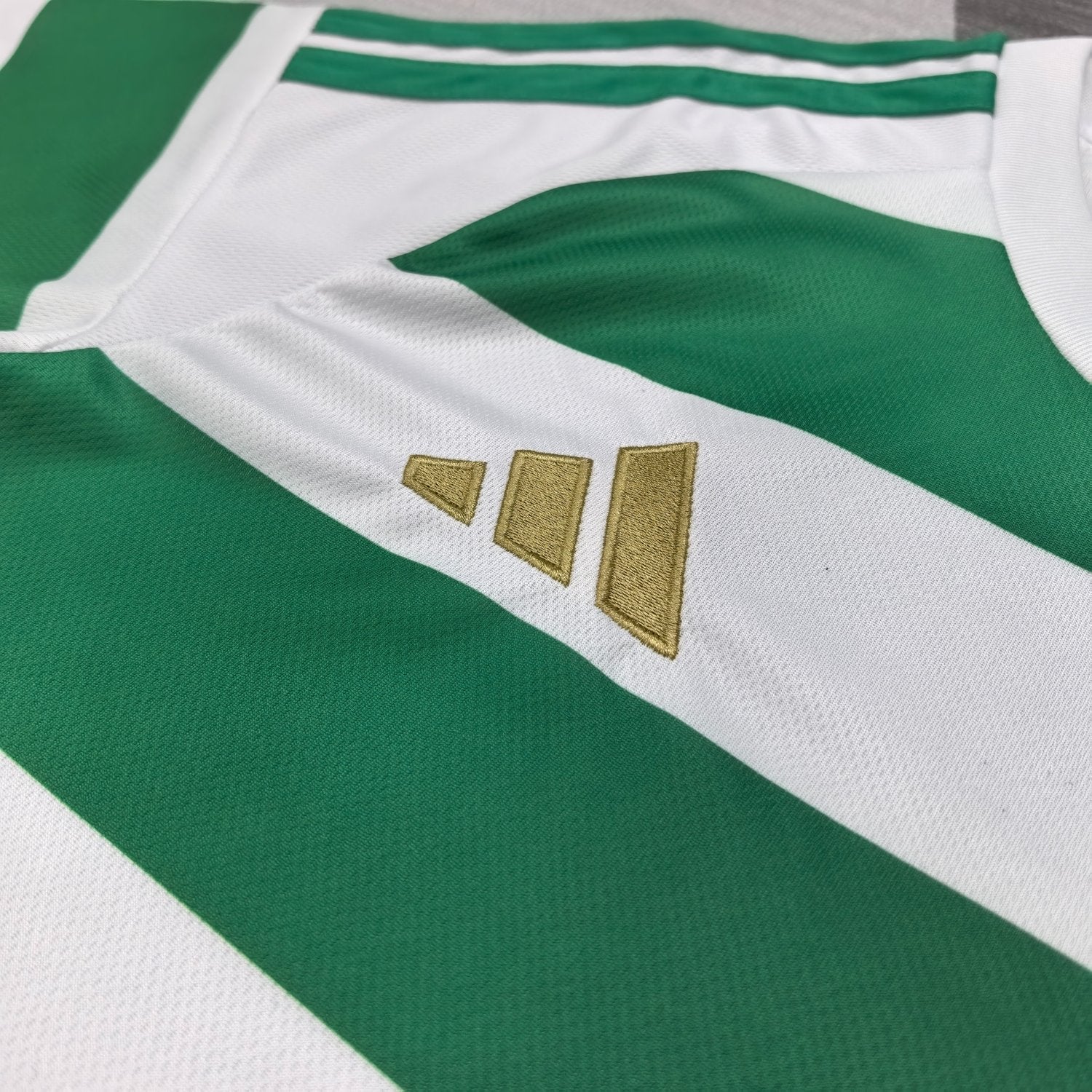 Celtic Home Jersey 2026/27 - Detail