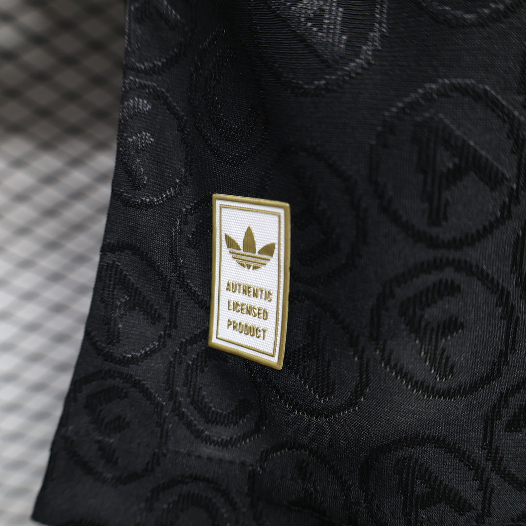 Arsenal 2026/27 Black Gold Special Edition Player Version Jersey - Detail 1