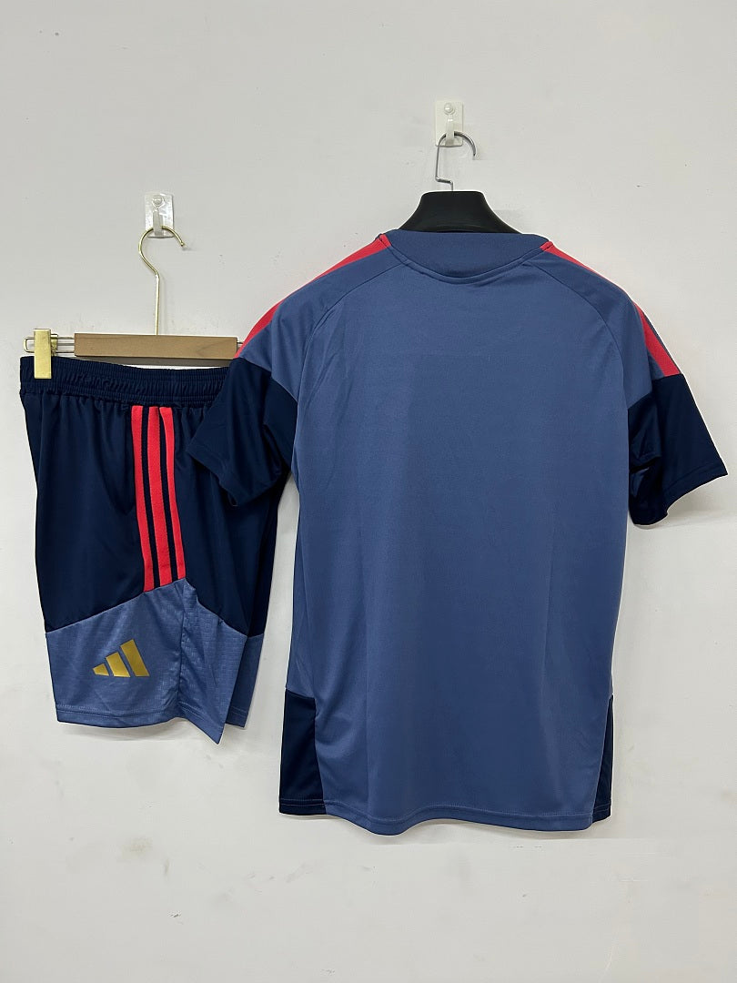 Bayern Munich Grey Short-Sleeve Training Kit 2026/27 - view 2