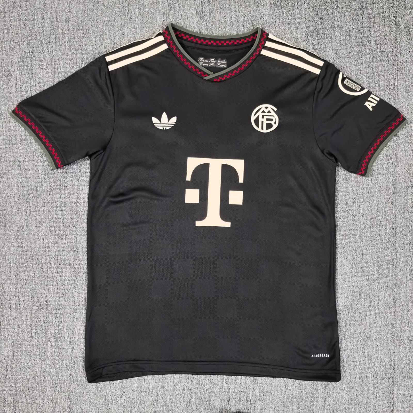 Bayern Munich 25-26 Away