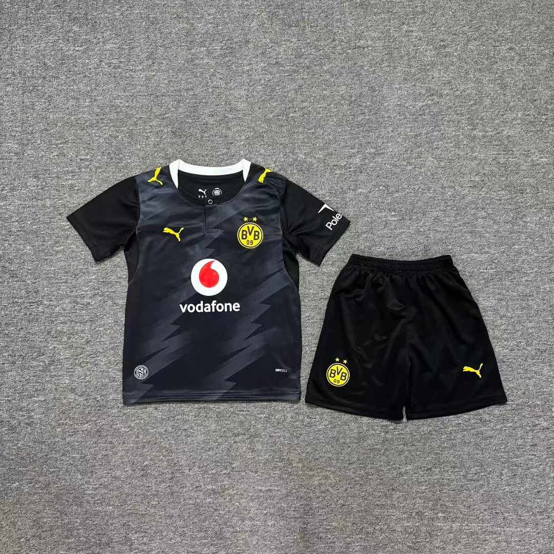 Borussia Dortmund 2026/27 Away Kids Football Kit - Front