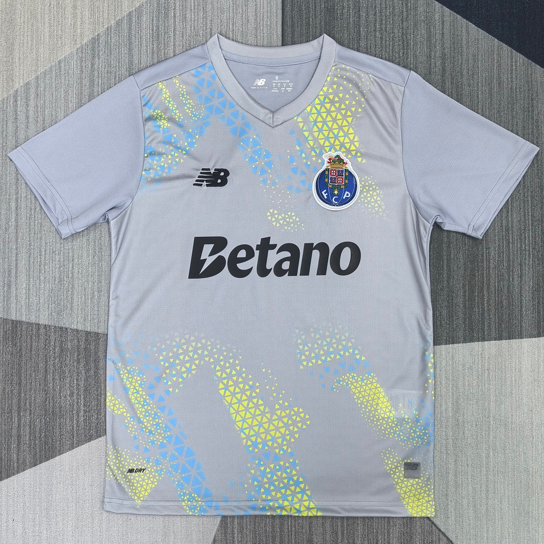 FC Porto 2026/27 Gray Goalkeeper Fan Version Jersey - Front