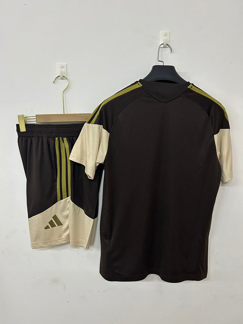 Flamengo Brown Short-Sleeve Training Kit 2026/27 - view 2