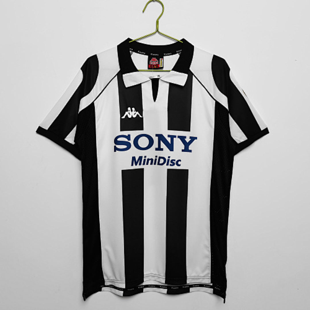 Juventus 1997/98 Home Retro Jersey - Front