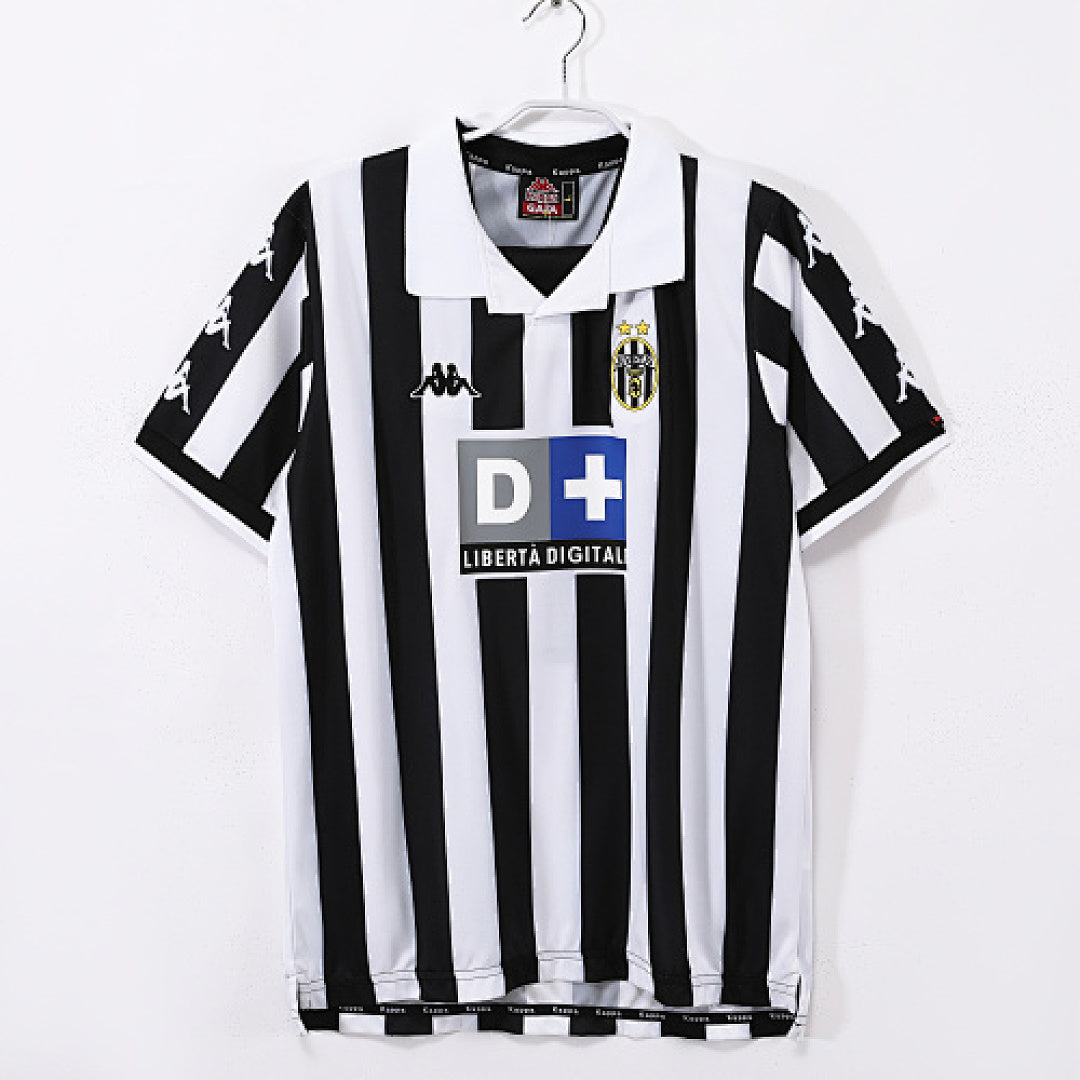 Juventus 1999/00 Home Retro Jersey - Front