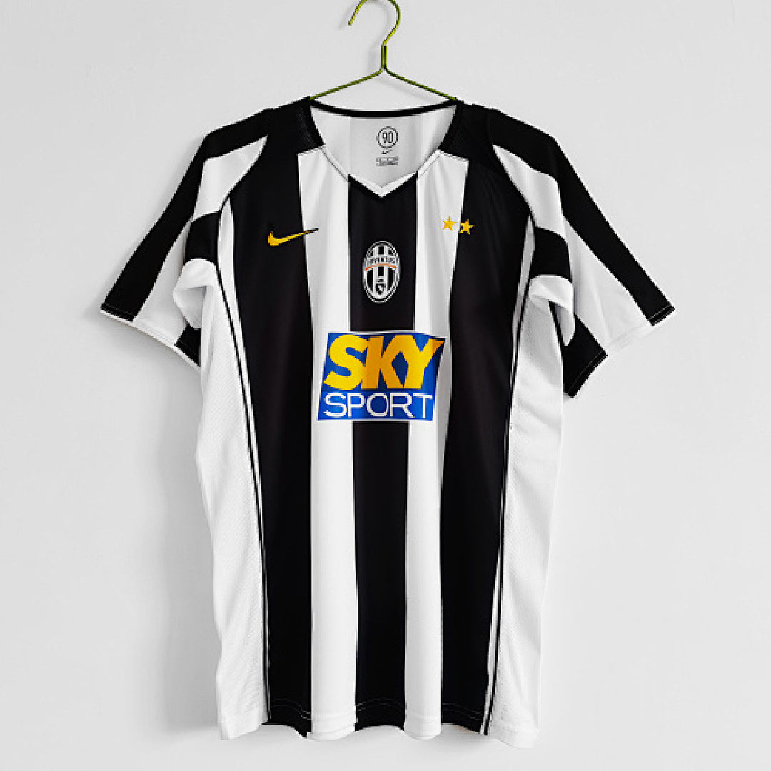 Juventus 2004/05 Home Retro Jersey - Front