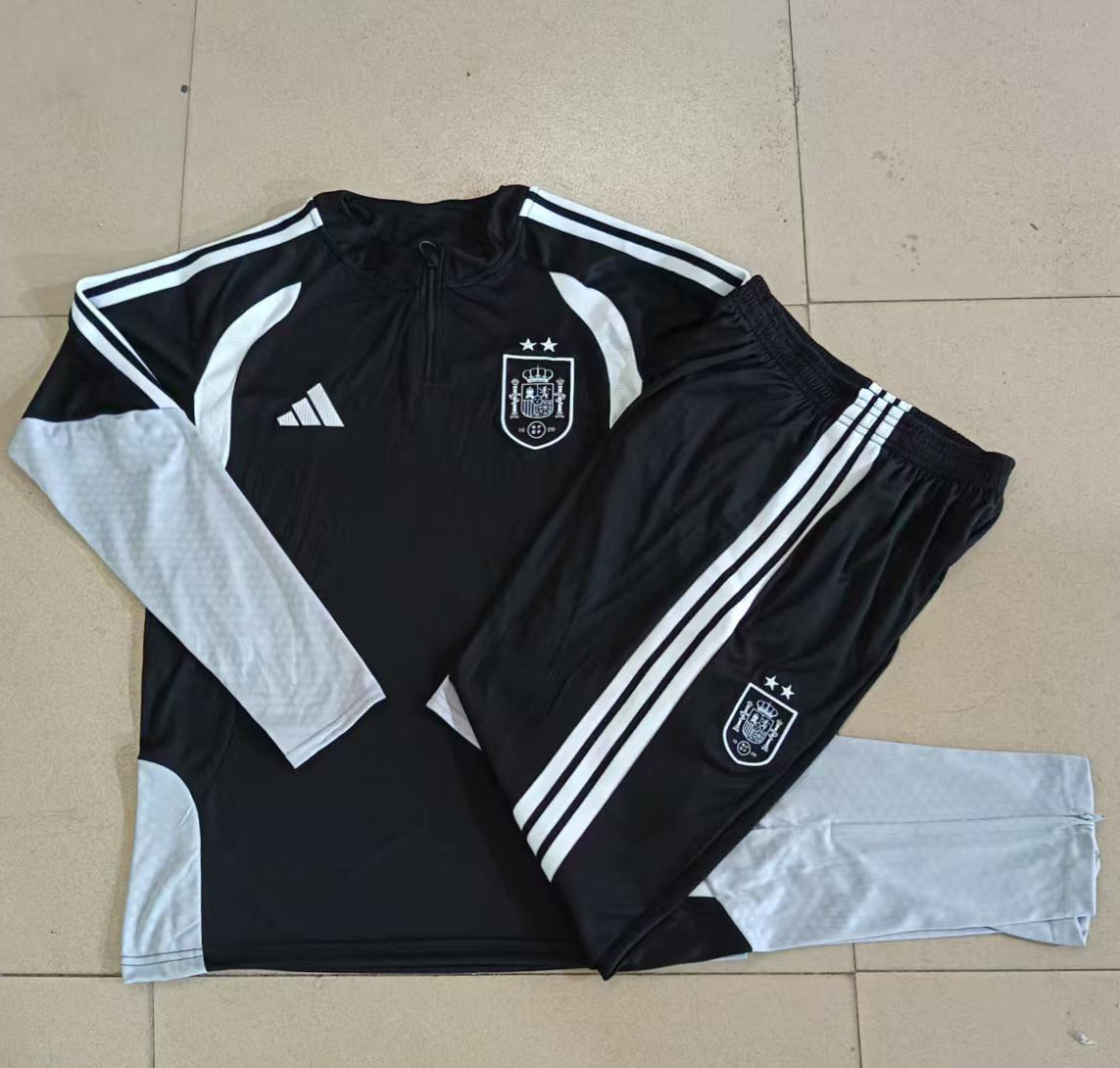 Spain 2026/27 Black & White Kids Half-Zip Training Suit - supplier set view 1