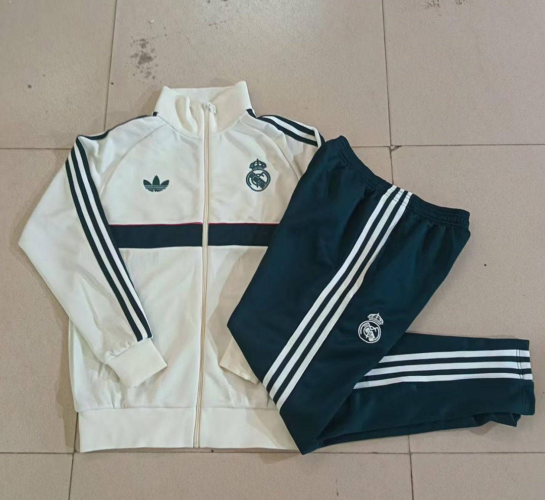 Real Madrid 2026/27 Full-Zip Kids Winter Training Set - Cream/Dark Green - clean full set view