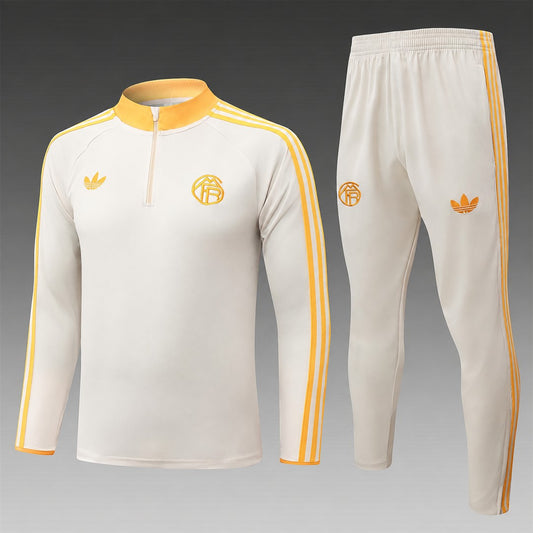 Bayern Munich 2026/27 Half-Zip Kids Winter Training Set - Cream/Orange - clean full set view