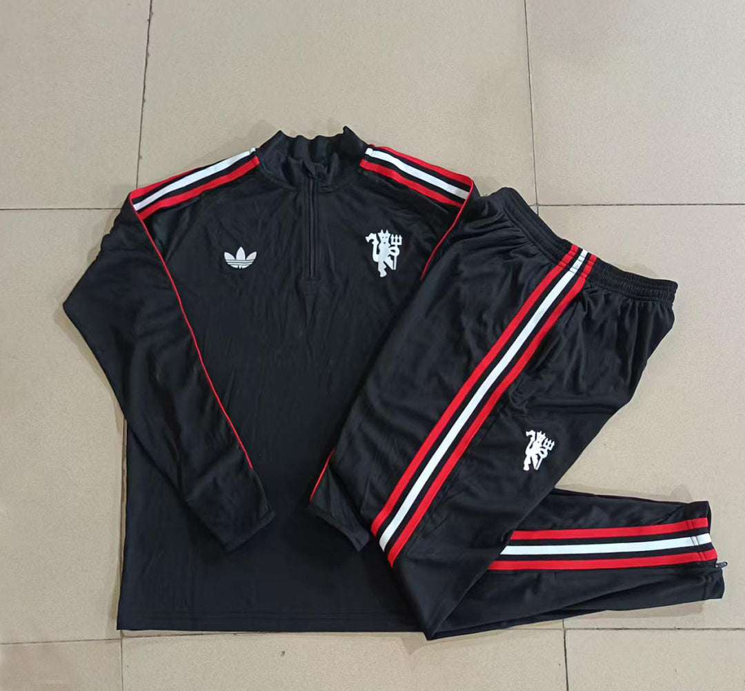 Manchester United 2026/27 Half-Zip Kids Winter Training Set - Black/Red/White - clean full set view