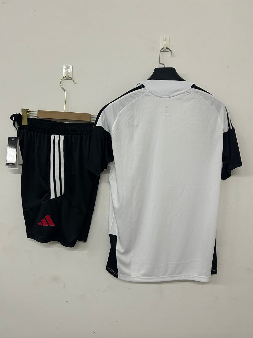Liverpool White Short-Sleeve Training Kit 2026/27 - view 2