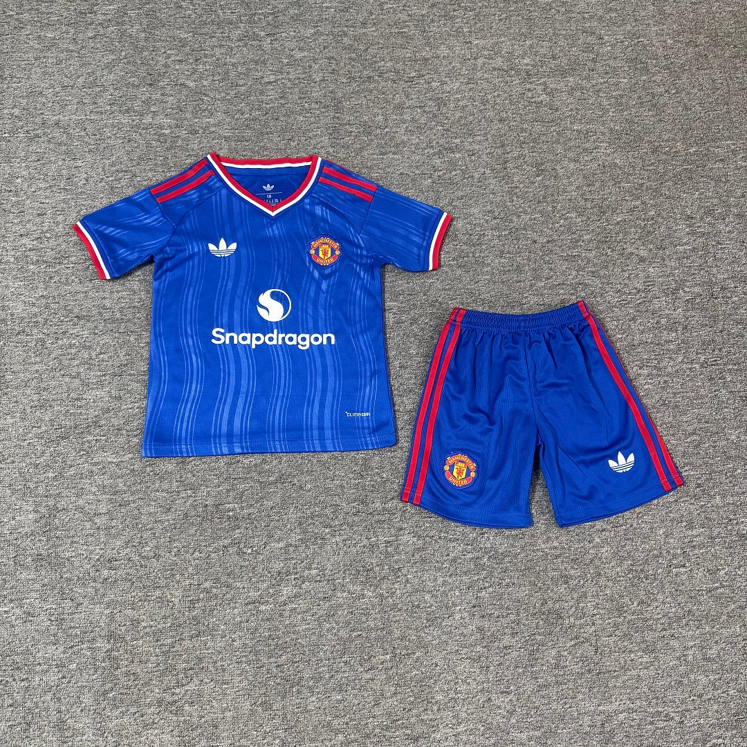 Manchester United 2026/27 Away Kids Football Kit - Front