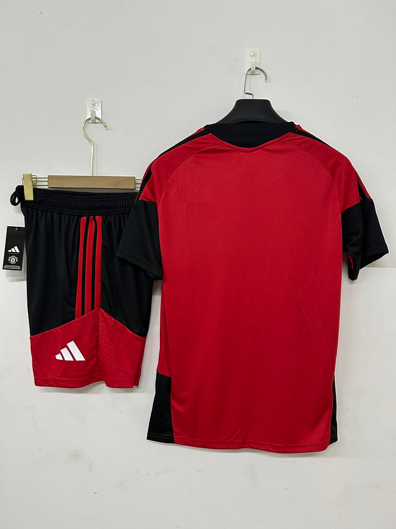 Manchester United Red Short-Sleeve Training Kit 2026/27 - view 2