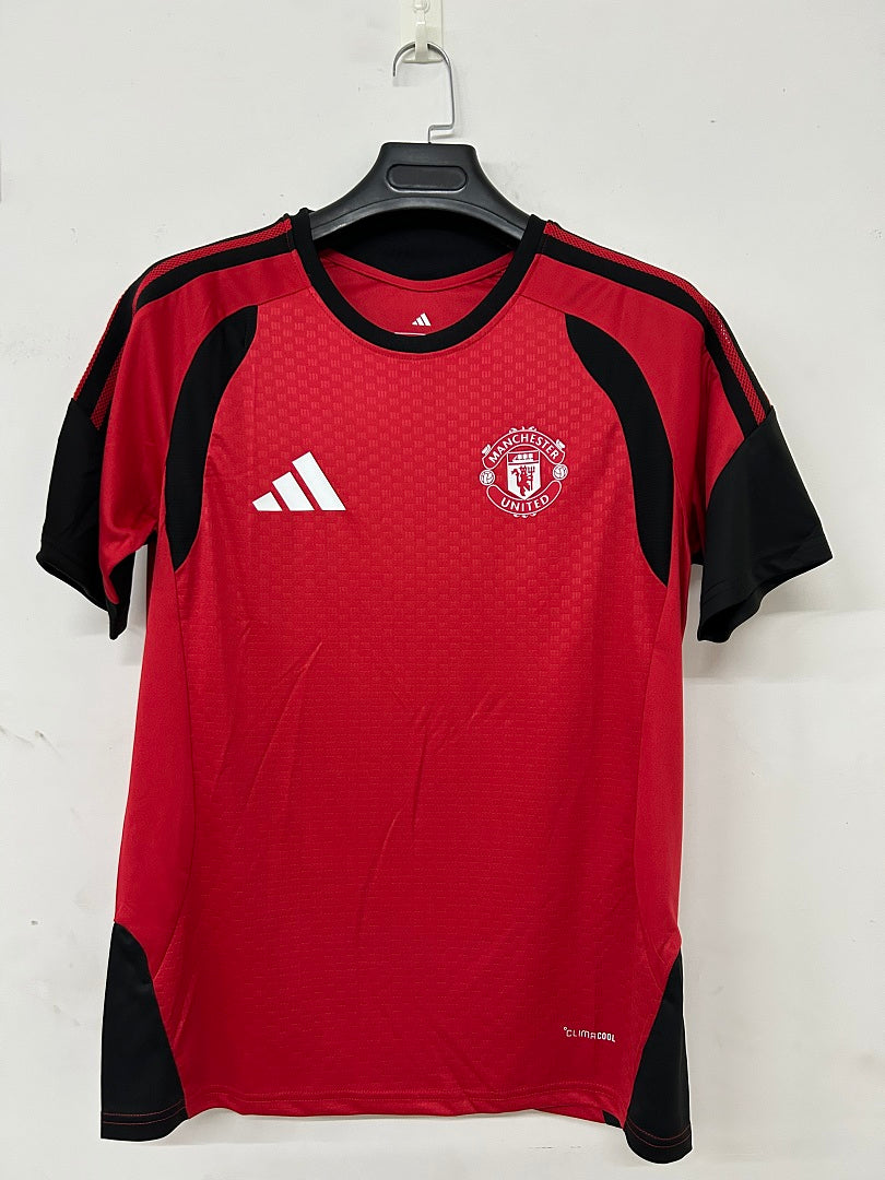 Manchester United Red Short-Sleeve Training Kit 2026/27 - view 3