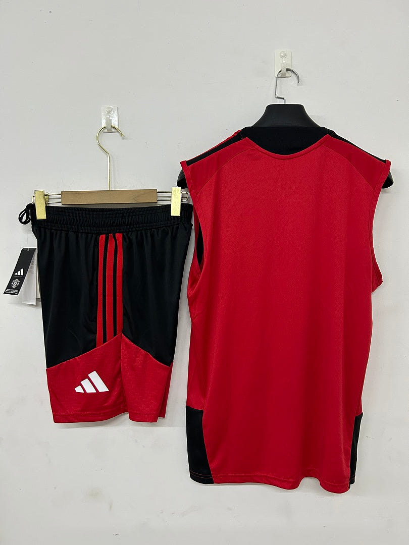 Manchester United Red Sleeveless Training Kit 2026/27 - view 2