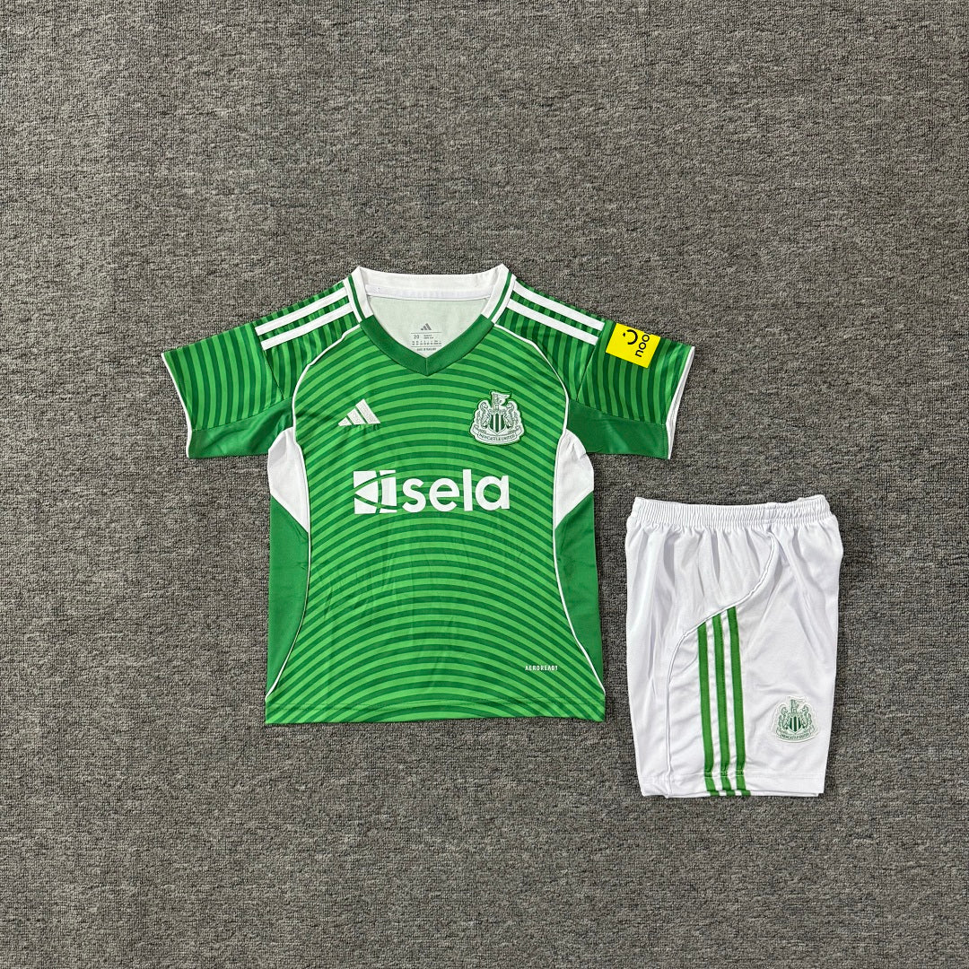 Newcastle United 2025/26 Away Kids Football Kit - Front