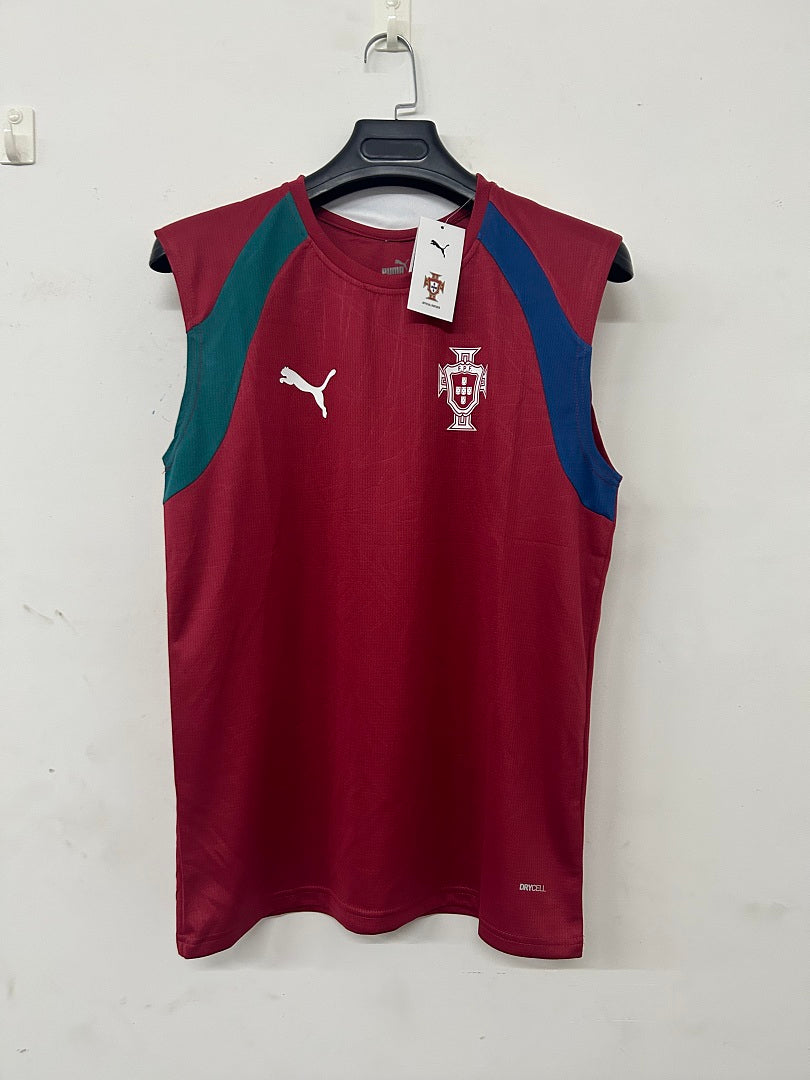 Portugal Red Sleeveless Training Kit 2026/27 - view 3