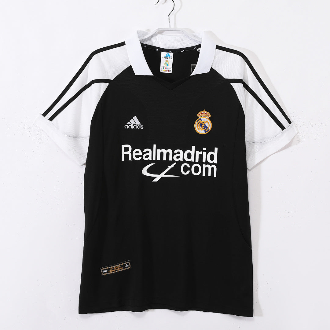 Real Madrid 2001/02 Away Black Retro Jersey - Front