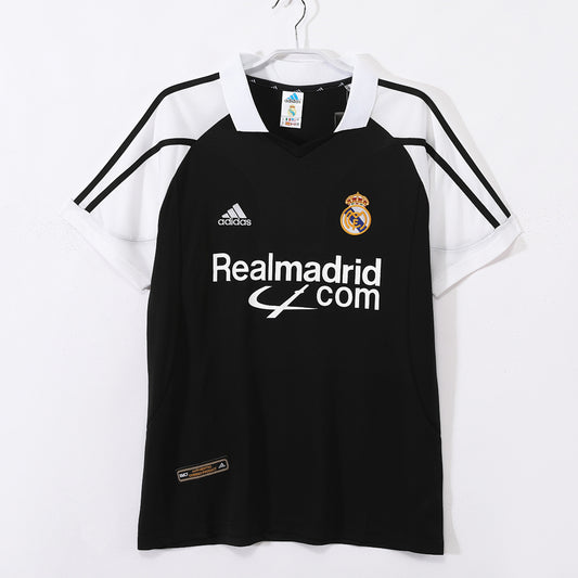 Real Madrid 2001/02 Away Black Retro Jersey - Front