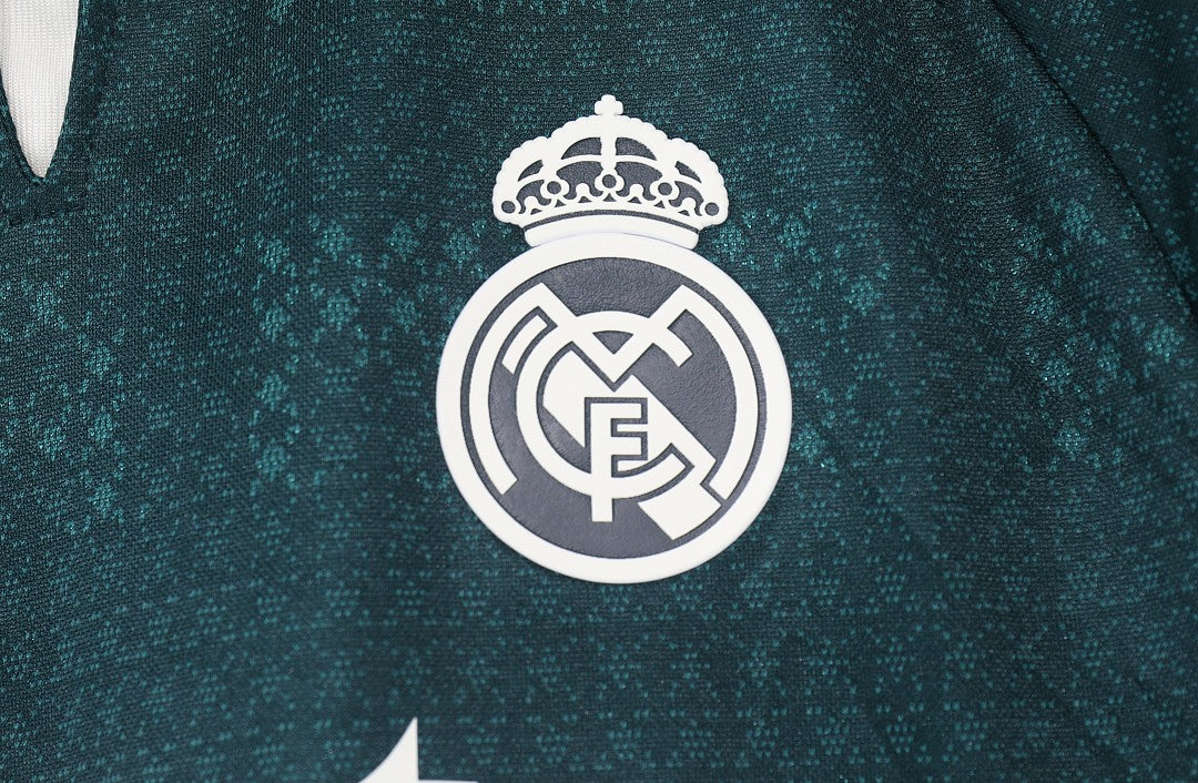 Real Madrid 2026/27 Away Player Version Jersey - Detail 1