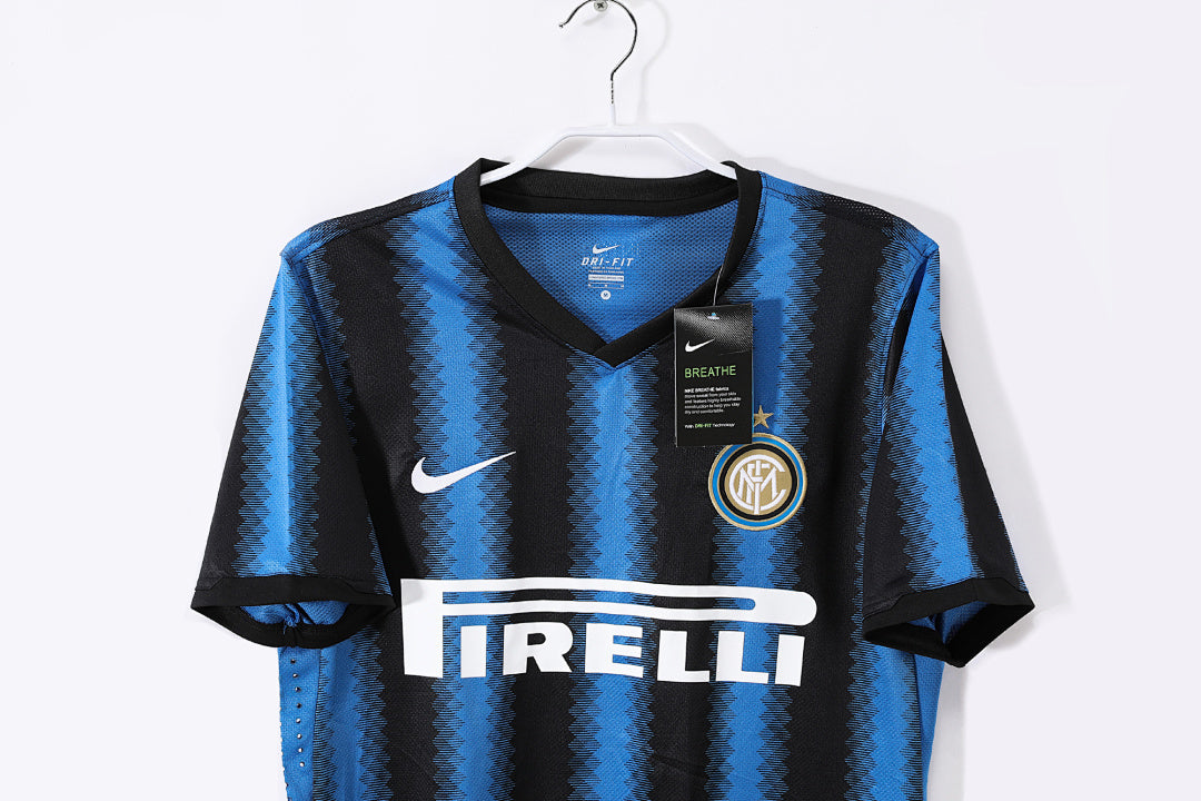 Inter Milan 2010/11 Home Retro Jersey - Front