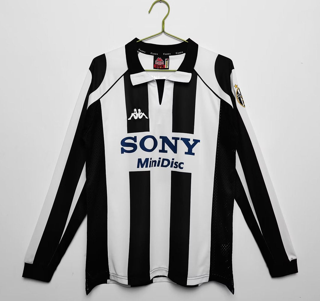 Juventus 1997/98 Home Long Sleeve Retro Jersey - Front