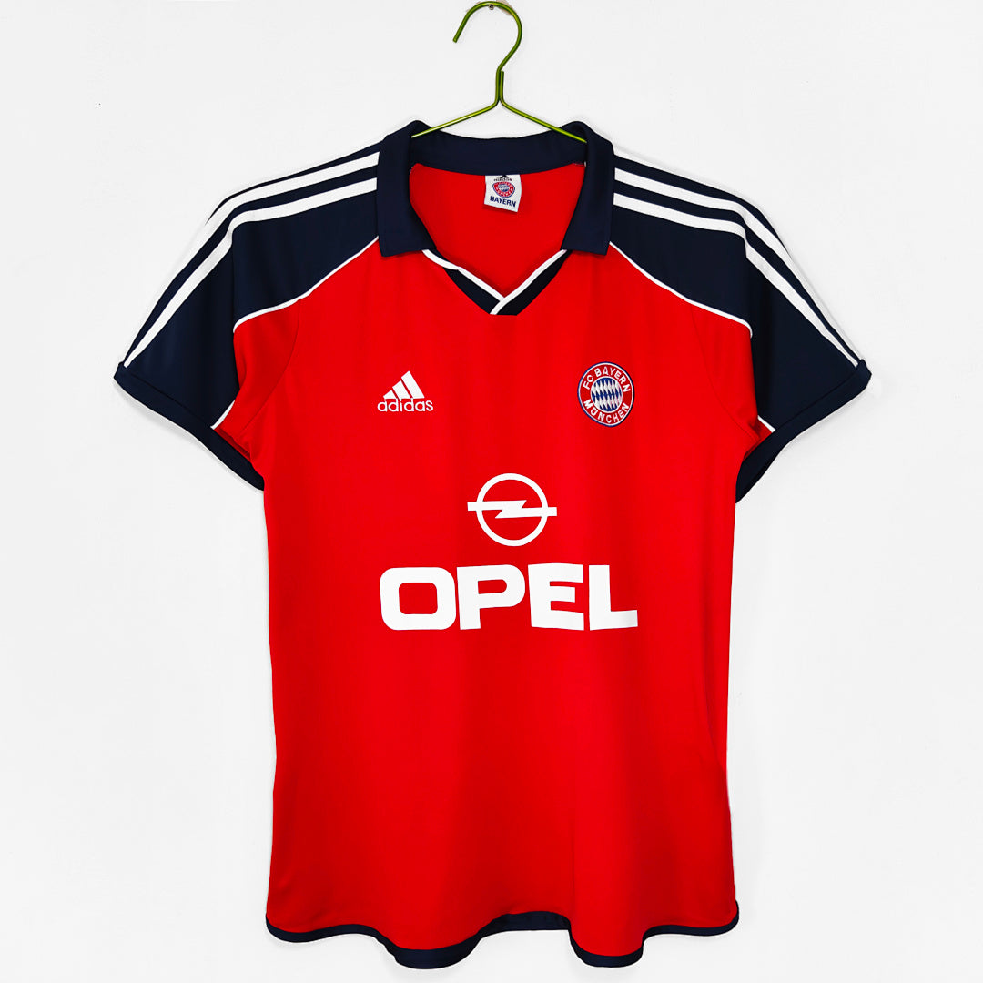 Bayern Munich 2000/01 Home Retro Jersey - Front