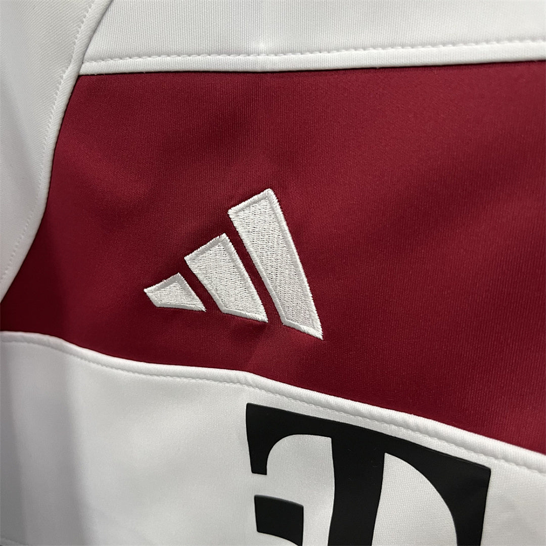Bayern Munich White Color Block Winter Sweatshirt - image 2