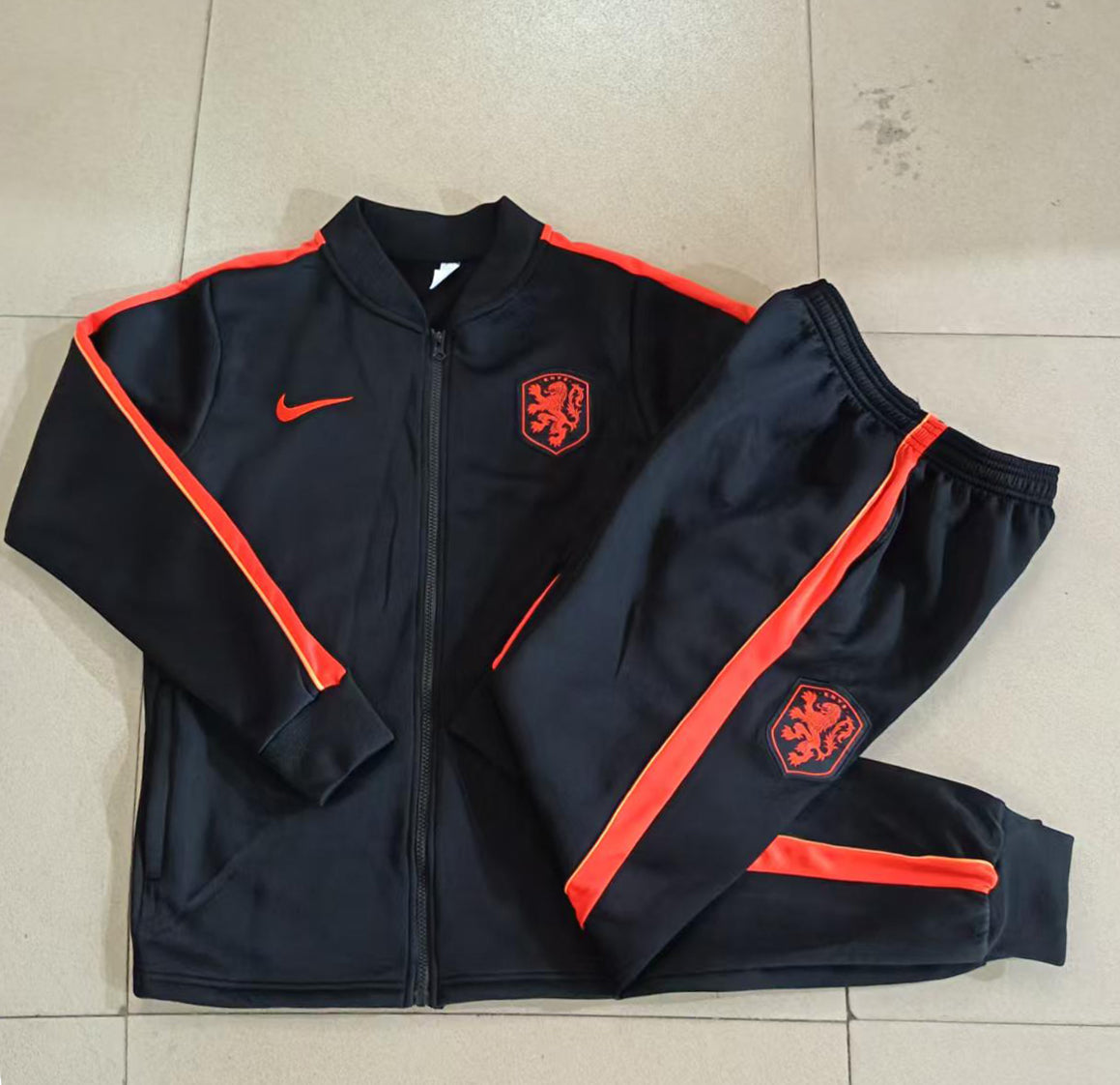 2026/27 Netherlands Full-Zip Training Suit – Black/Orange - full set real photo